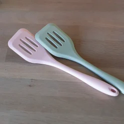 Plus Stekespade Silikon Rosa<CHRISTIANIA 1739