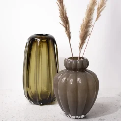 Dynamic Vase Sand Opal 21cm<NOVA Best