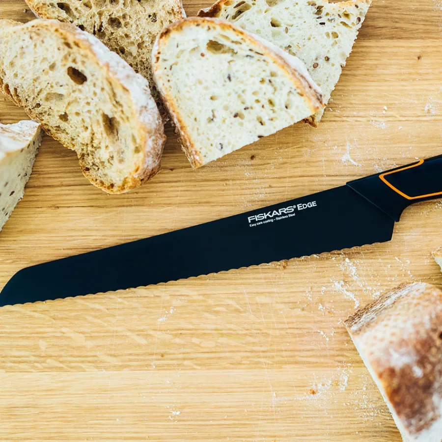 Edge Brødkniv 23cm<FISKARS Sale