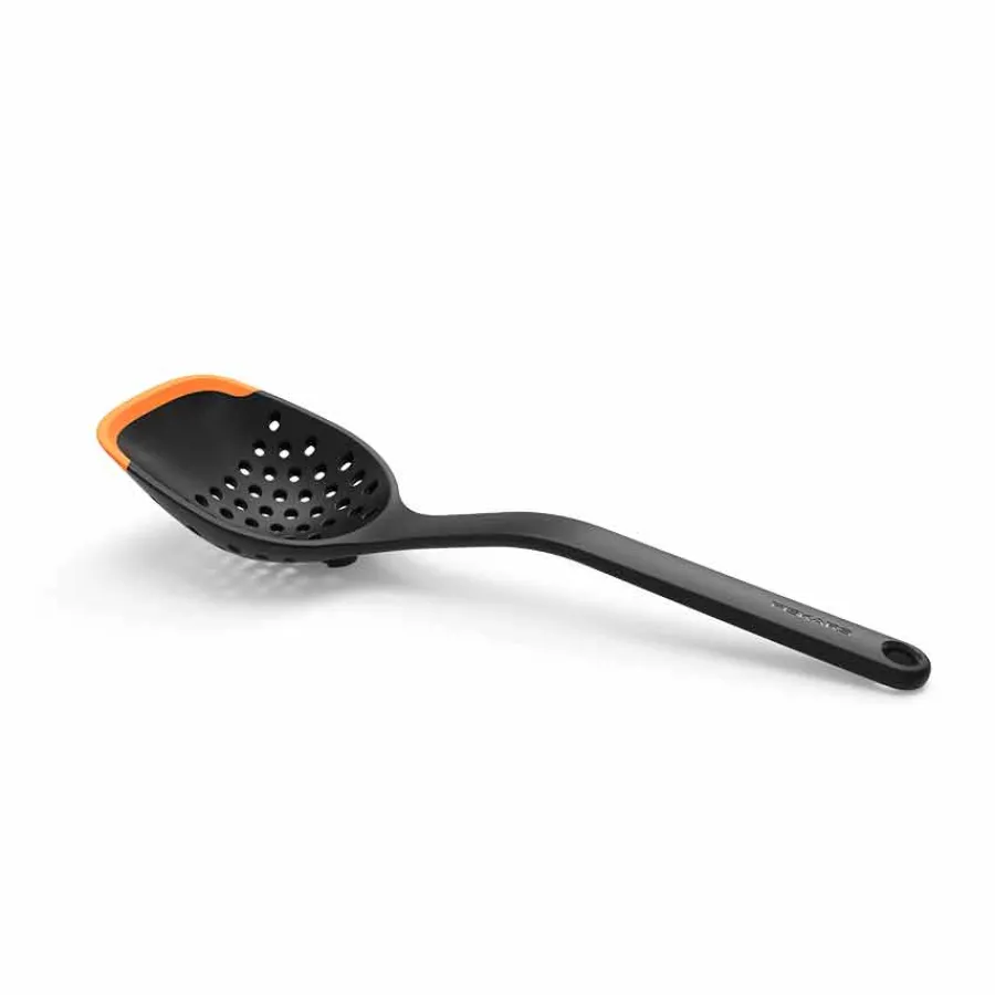 Functional Form Perforert Skje<FISKARS