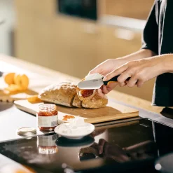 Functional Form Smørkniv 8cm<FISKARS Hot