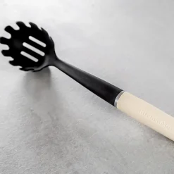 KitchenAid Pastaskje 35cm Nylon Krem<Lifetime Brands Europe ltd Online