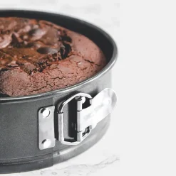 Masterclass Springform 23cm Non-Stick<Lifetime Brands Europe ltd Outlet