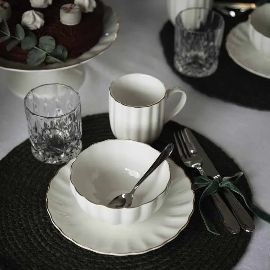 Lilly Bolle 13cm Hvit m/Gullkant<NOVA Discount