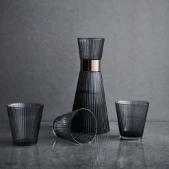 Grand Cru Vannkaraffel m/Riller 1L Grå<ROSENDAHL Discount