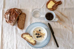 TALLERKEN FLAT 22 CM BLÅ - 4PK<PORSGRUNDS PORSELÆNSFABRIK Outlet