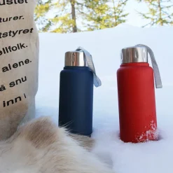 TERMOFLASKE 24/12 750ML BLÅ<HADELAND GLASSVERK Online