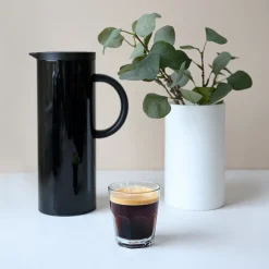 TERMOKANNE SORT 1L CYLINDER<CHRISTIANIA 1739